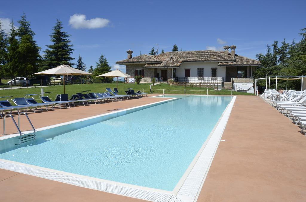 Agriturismo Ca Mignone Урбино Екстериор снимка